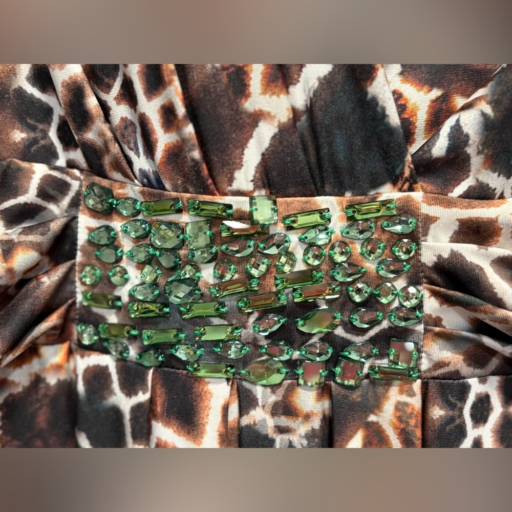 Ulla Popken,  sleeveless Animal Print Maxi Dress with Green Accents, Size 20-22 - Picture 4 of 7